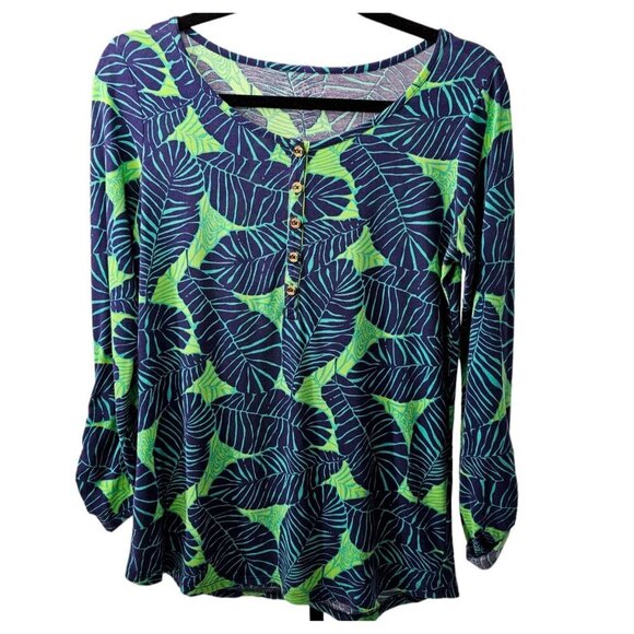 Lilly Pulitzer Tops - Lilly Pulitzer Tropical Top Size XS Green Palms Porter Henley Button Shirt